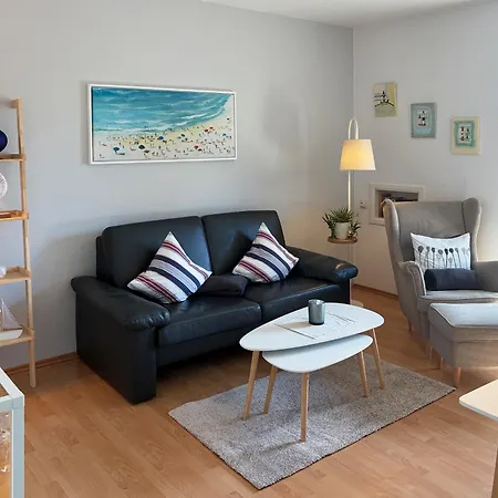 Haus Diana *ferienwohnung Kniepsand* *